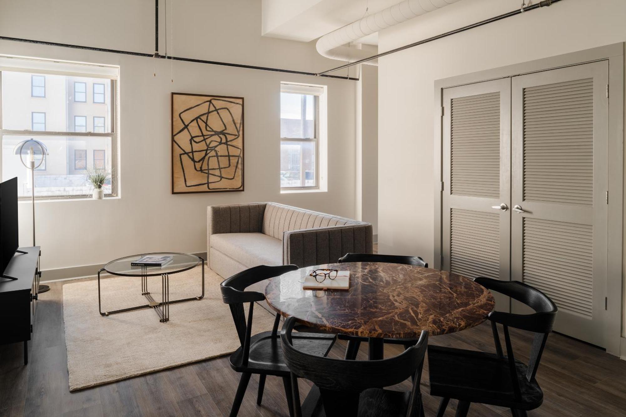 Kasa Capitol Hill Downtown Нашвил Стая снимка